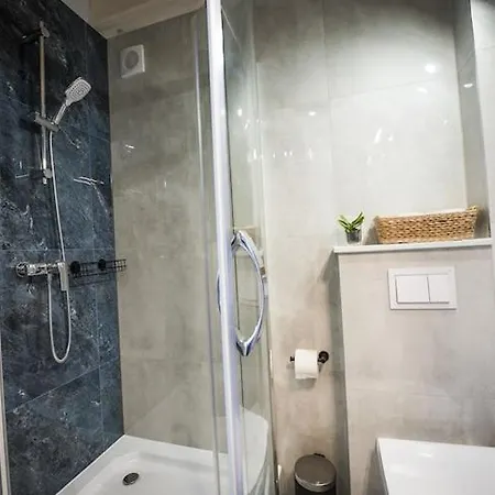 Two-story For 5 People, Summer Pool Σπίτι διακοπών *